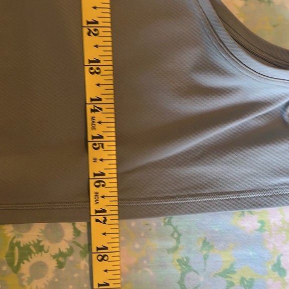 Lululemon | Muscle Love Crop Tank Size 12 Yoga Gym - Picture 12 of 12